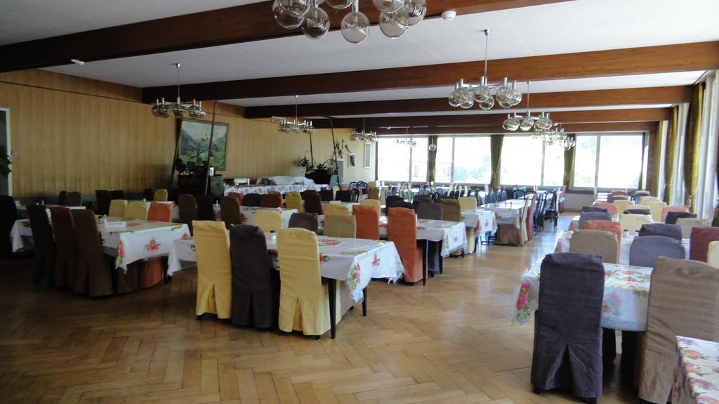 Hotel Loewen لونغرن المظهر الخارجي الصورة